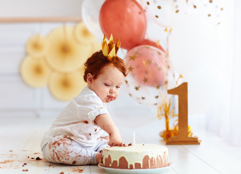 Premier anniversaire en beauté : Idées de décoration pour célébrer l&rsquo;année de bébé!